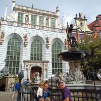 Danzig: Rundgang: Artushof, Neptunbrunnen