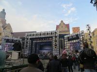 Die große Bühne auf der Westseite des Ryneks