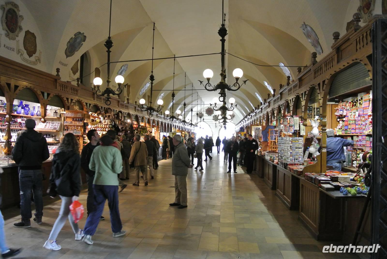 Die Tuchhalle auf dem Rynek