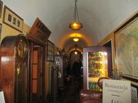 Im Eingangsbereich des Restaurants Klezmer Hois