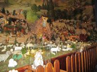 Wunderschöne Weihnachtskrippe mit beweglichen Figuren