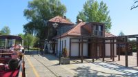 Bahnstation in Richtung Pogorzelica