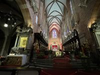 Blick in den Altarraum des Domes