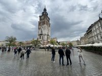 Der Rynek mit altem Rathausturm
