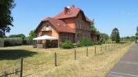 Ehemaliges Bahnhofsgebäude bei Skape