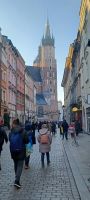 Floriansstraße mit Marienkirche im Hintergrund