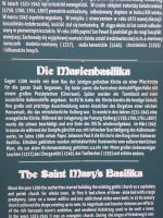 Tafel vor der Marienbasilika