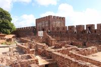 Blick auf die Ruinen der Burganlage in Silves