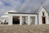 Neue und Alte Kirche auf dem Aussichtspunkt bei Loulé
