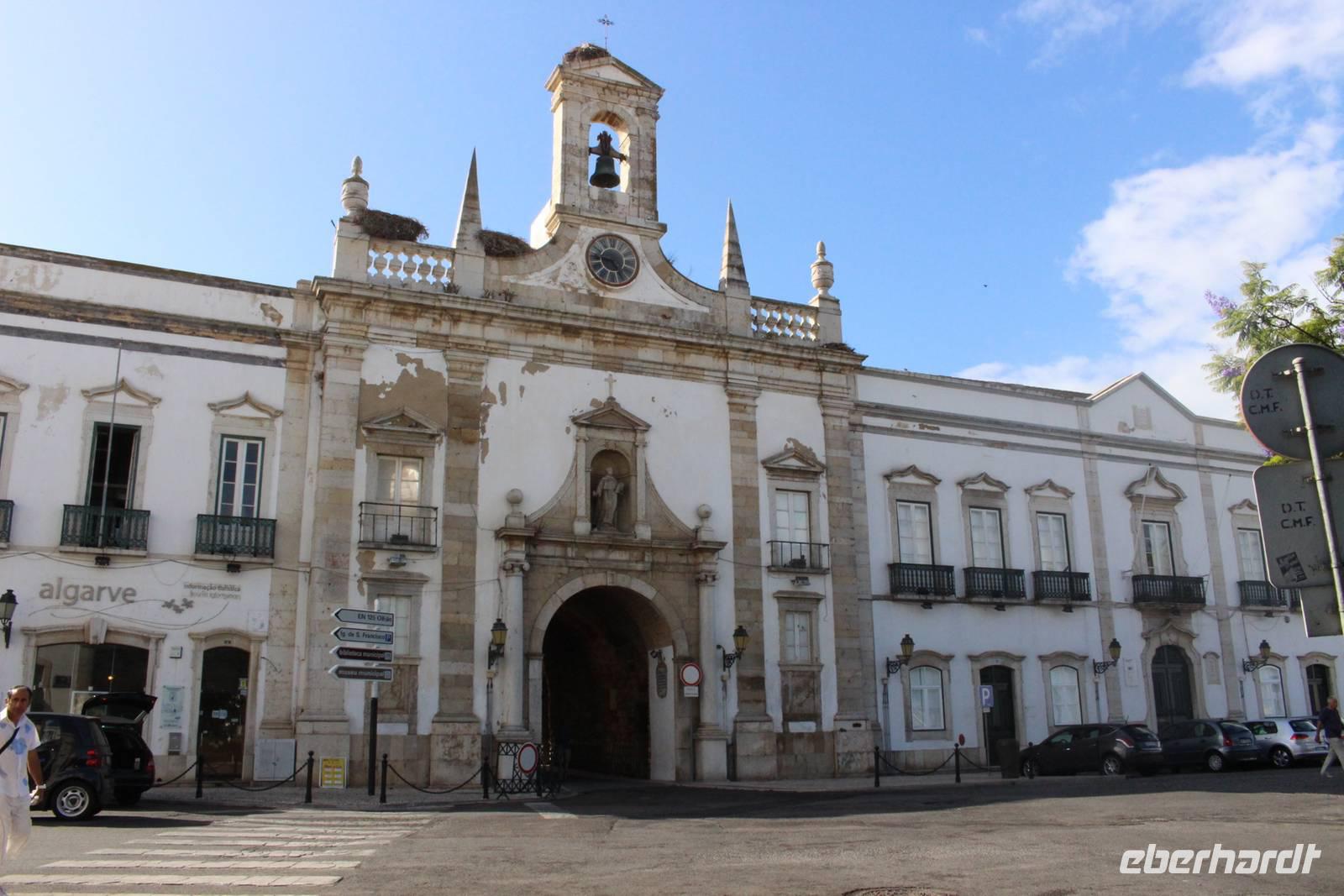 Stadtrundgang in Faro - Stadttor