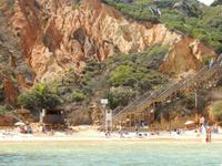 Bootsfahrt entlang der Felsenformarionen in Lagos