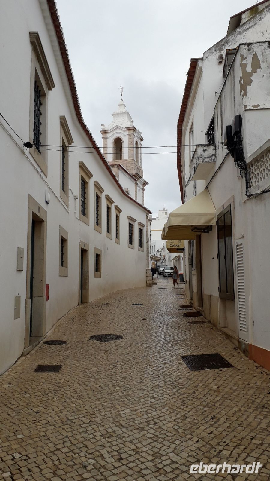 Auf dem Weg zur Kirche in Lagos