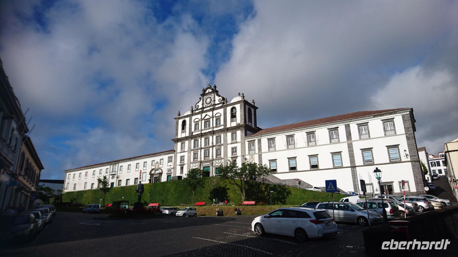 Rathaus und Verwaltungssitz Horta
