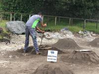 Azoren Sao Caldera - Zubereitung des Cozido des Furnas