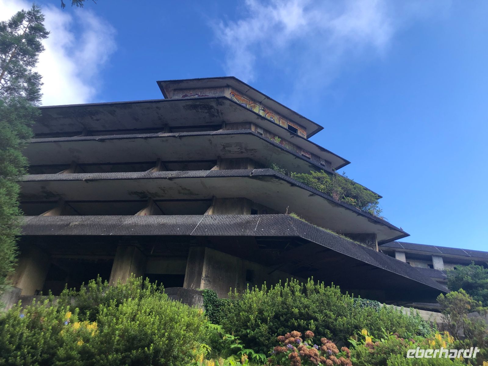 Azoren Sao Miguel - Sete Cidades - Monte Palace Hotel - Lost Place