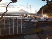 Faial - Blick aus dem Hotel in Horta