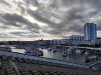 Blick auf die Promenade von Ponta Delgada auf Sao Miguel, Portugal