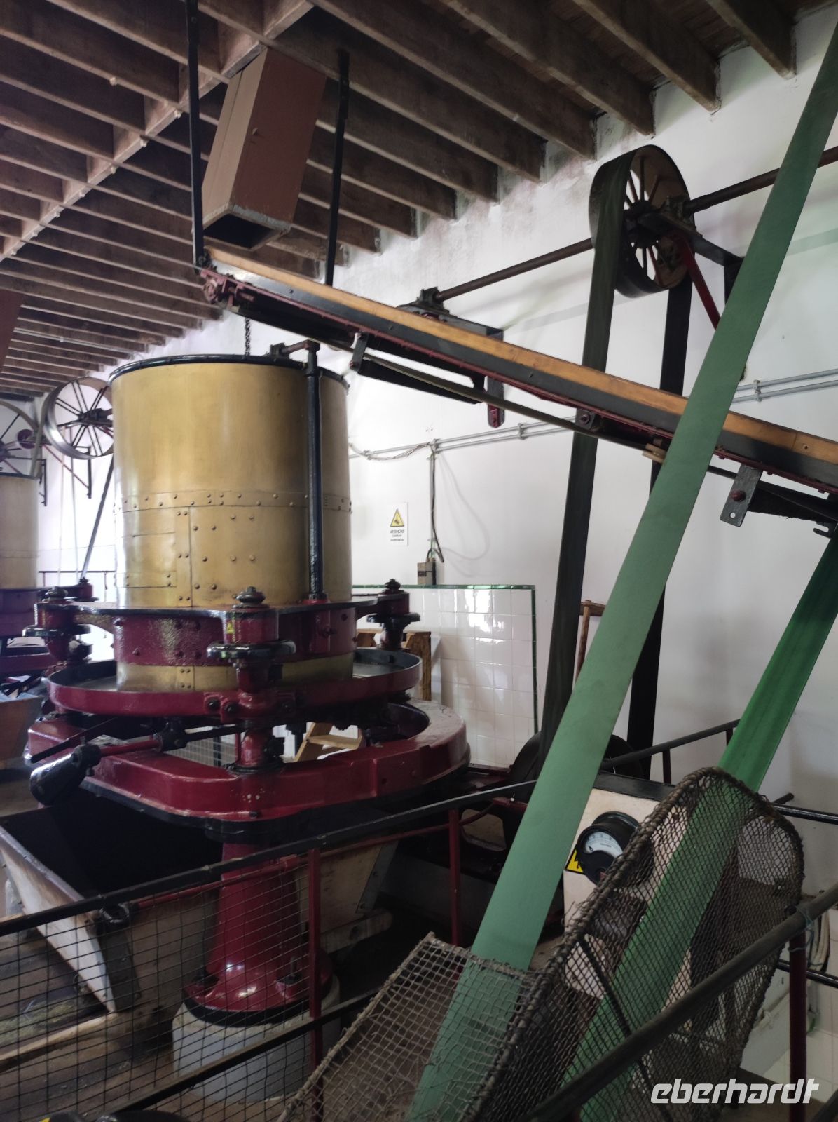 In den Verarbeitungsräumen der Teeplantage auf Sao Miguel, Portugal