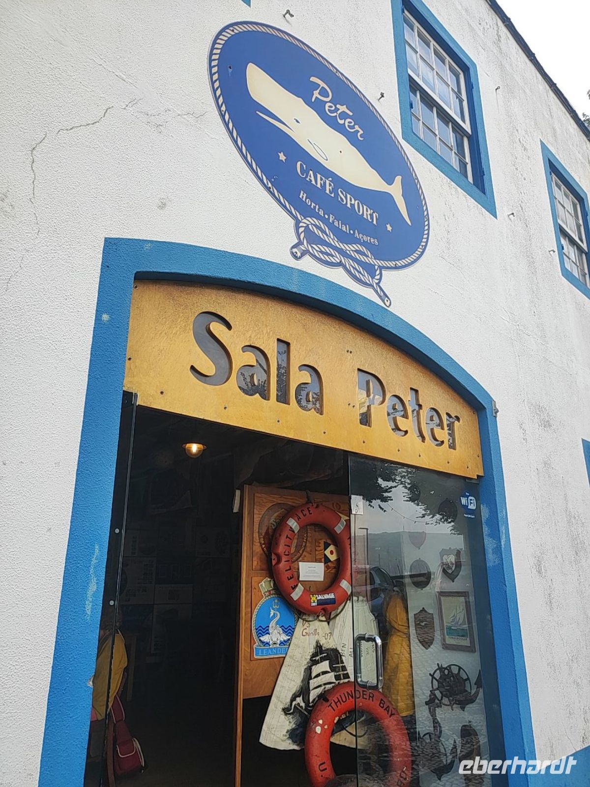 Peters Cafe Sport in Horta