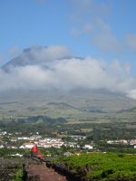 ... selten unverhüllt: der höchste portugisische Berg Pico auf der Insel Pico