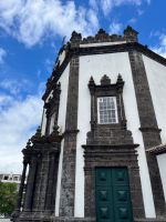 Kirche Igreja paroquial de Sao Pedro in Ponta Delgada, São Miguel, Azoren, Portugal