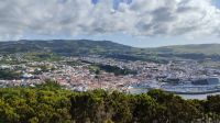 Der Blick von der Festung auf Angra