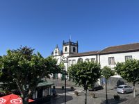Blick auf das ehemaliges Kloster in Vila Franca do Campo