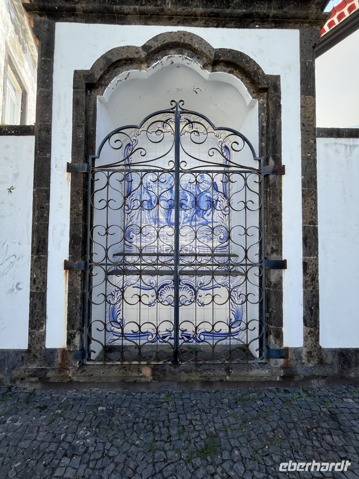 Wandverzierung aus Keramik Fliesen