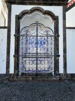 Wandverzierung aus Keramik Fliesen