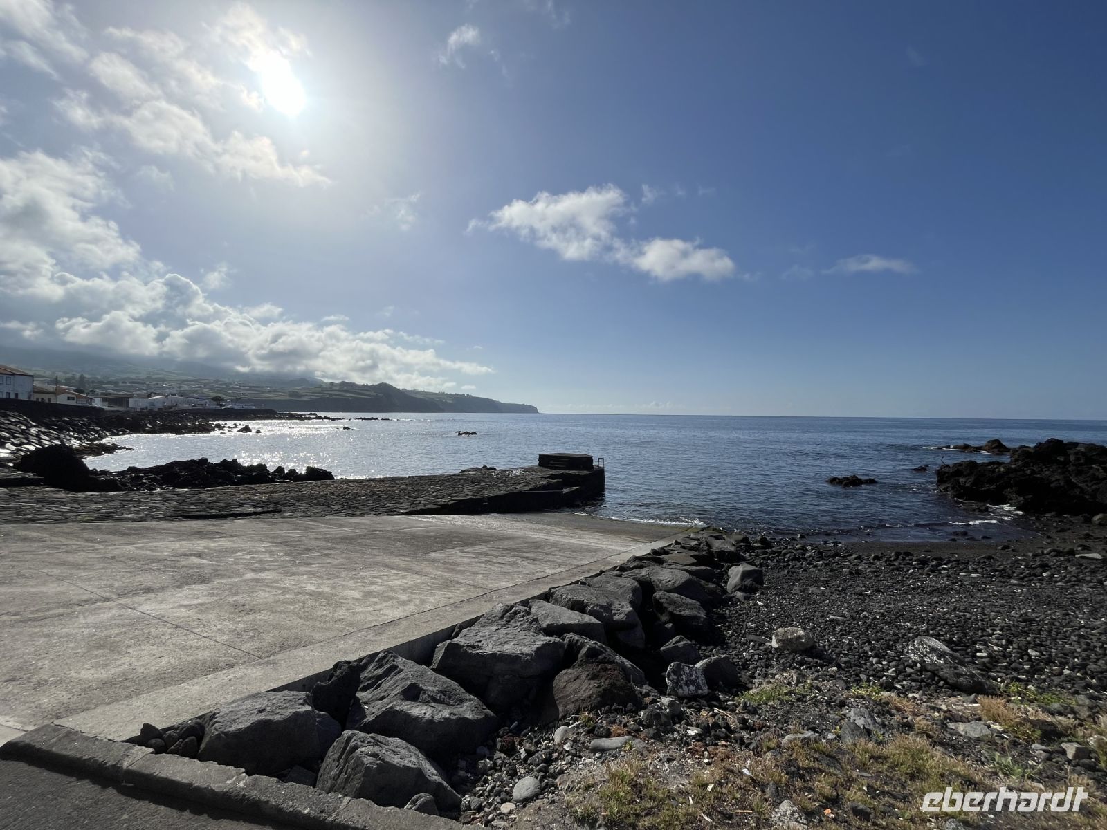 kleiner Hafen in Lagoa