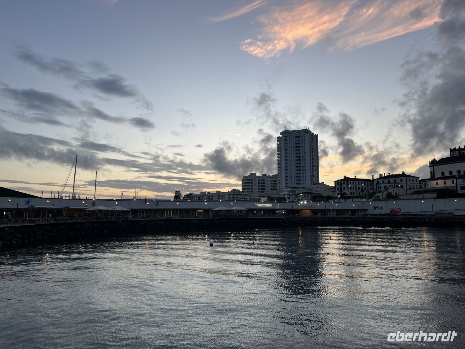 Sonnenuntergang in Ponta Delgada