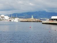 Leuchtturm an der Marina in Ponta Delgada - São Miquel, Azoren 