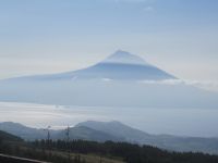 Blick auf Pico in Wolken, Faial, Azoren