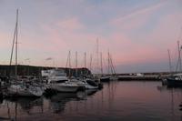 Faial: Hafen von Horta am Abend