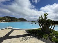 Baden am Hotelpool