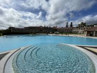 Baden am Hotelpool