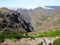 Blick vom Pico do Arieiro ins Nonnental