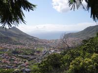 Levada Wanderung - Blick auf Machico und Atlantik