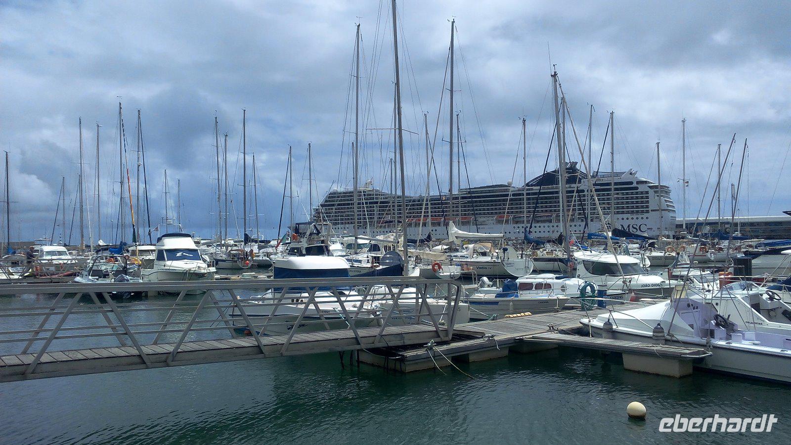 Funchal, Mittag am Hafen