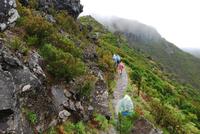 Regnerisch und windig war es auf dem Weg zum Pico Ruvio.