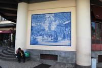 Azulejo an der Markthalle in Funchal