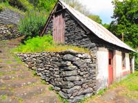 Altes Haus an der Levada