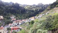 Levada-Wanderung oberhalb des Tals von Machico