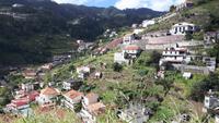 Levada-Wanderung oberhalb des Tals von Machico