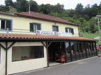 Kleine Bar nach der Wanderung