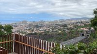 Ausblick auf Funchal vom Café im Botanischen Garten