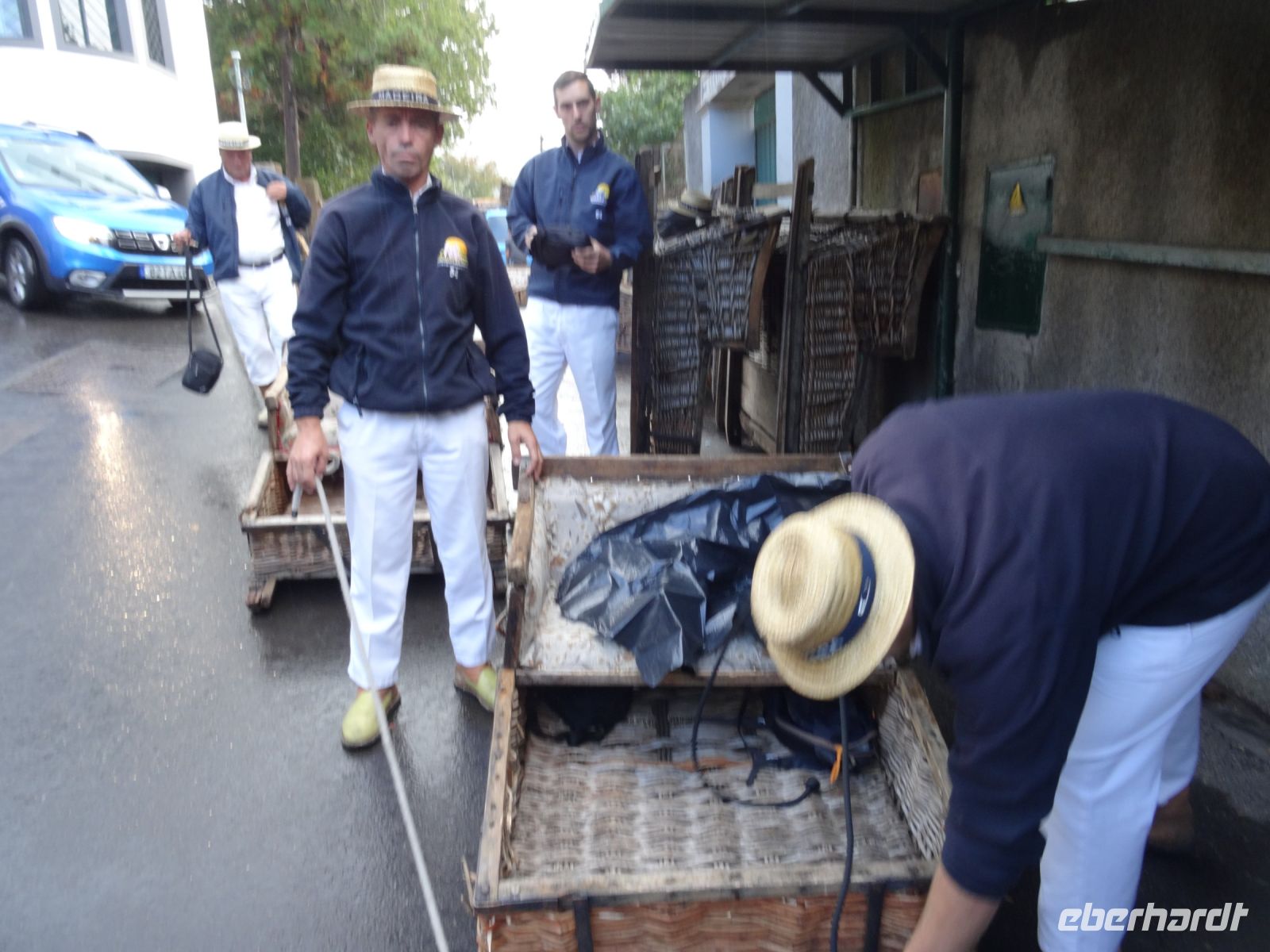 Monte: Abfahrt der Korbschlitten