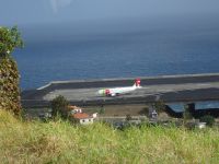 Blick auf den Flughafen Madeiras