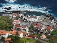 Blick auf den Lava Pool von Porto Moniz