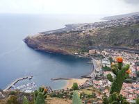 Die Bucht von Machico und Sicht auf Flughafen